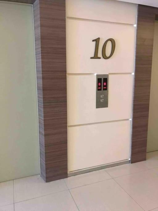 Trig Place At Grace Residence In Taguig City Манила Екстериор снимка