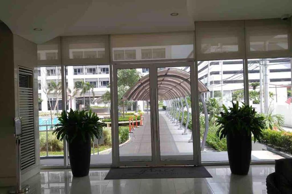 Trig Place At Grace Residence In Taguig City Манила Екстериор снимка