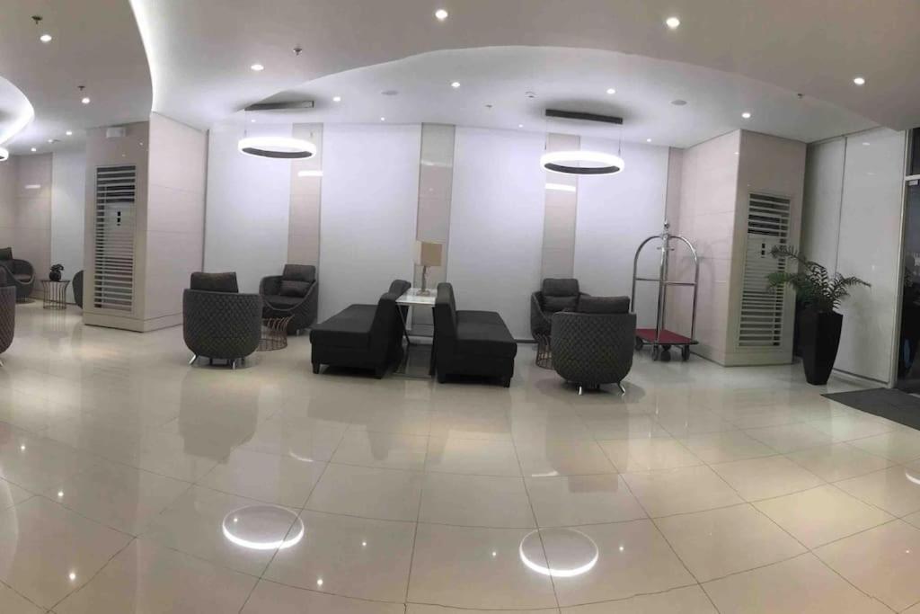 Trig Place At Grace Residence In Taguig City Манила Екстериор снимка
