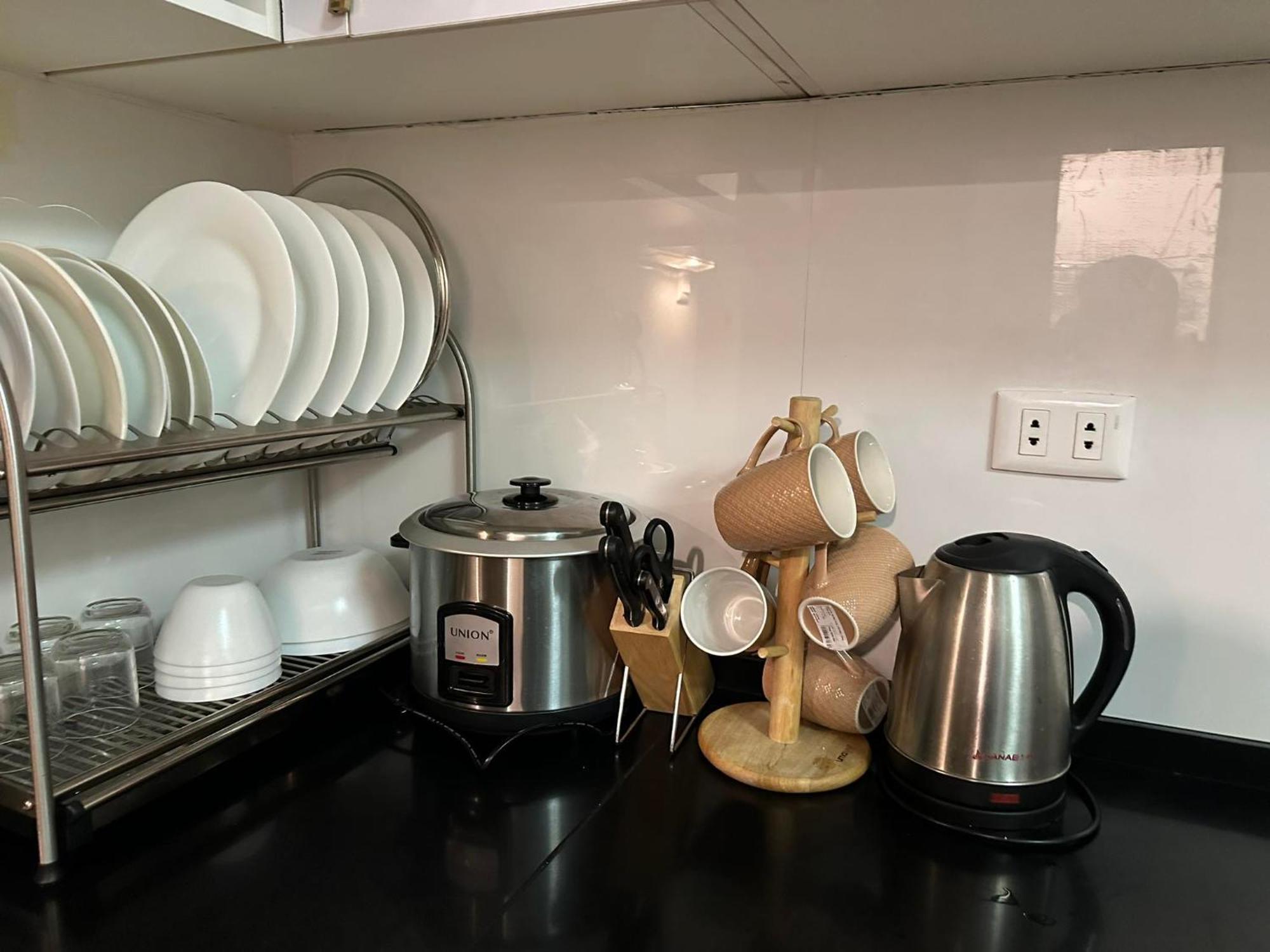Trig Place At Grace Residence In Taguig City Манила Екстериор снимка